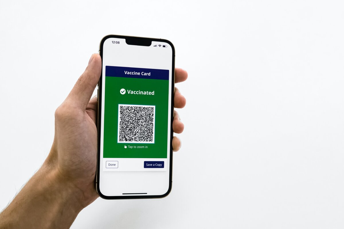 Ontario to Require Vaccine Passport With QR Code Starting January 4th