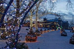 18+ Ideas For a Christmas - Winter Break Getaway in Alberta