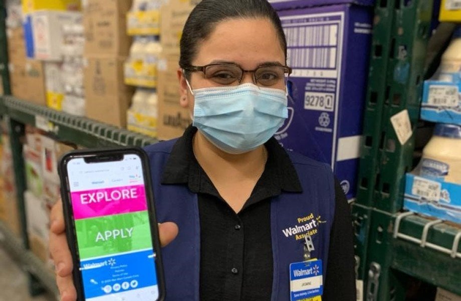 Walmart Looking to Immediately Hire 10,000 People in Canada