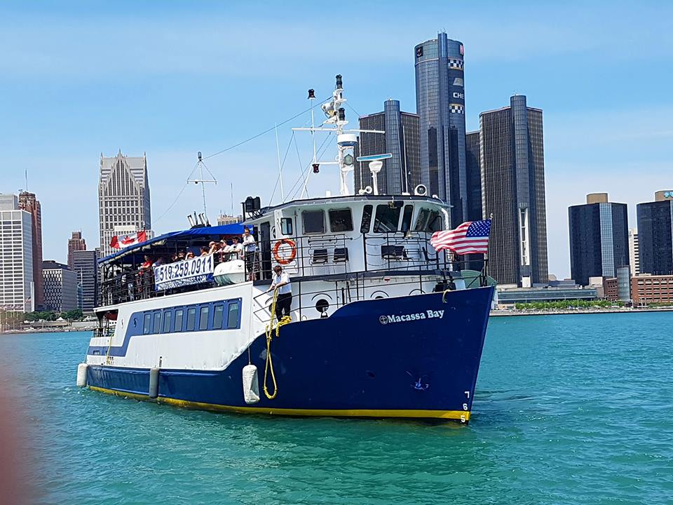 lake ontario boat tours