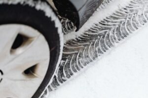 Quebec Winter Tire Requirements for 2026–27: Key Dates, Exemptions and Penalties