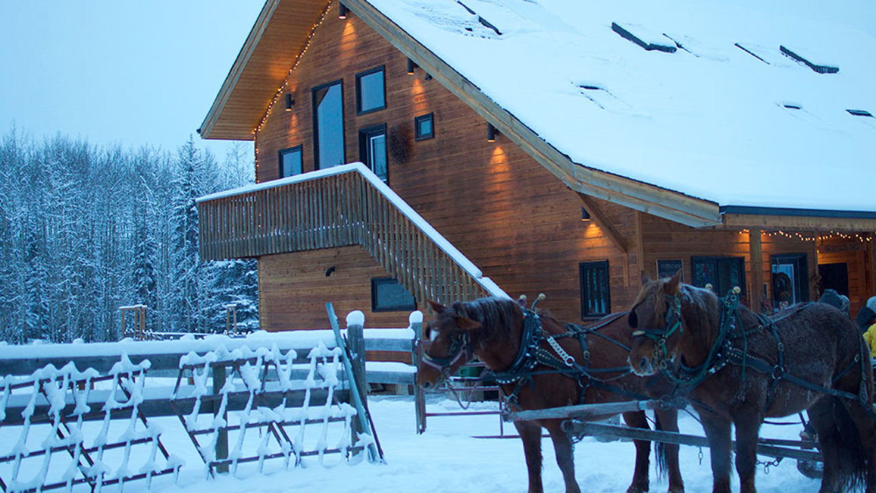 Christmas - Winter Holiday Getaways In Alberta | To Do Canada