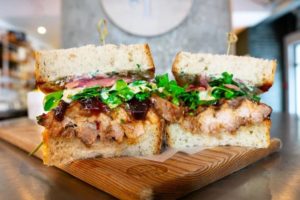 Restaurants Open in Winnipeg For Dine-In Services