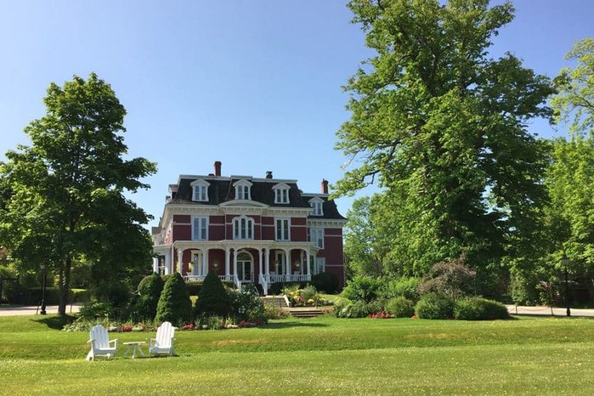 Romantic Getaways in Nova Scotia