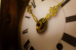 No More Clock Changes: Manitoba Moves to Permanent Daylight Saving Time