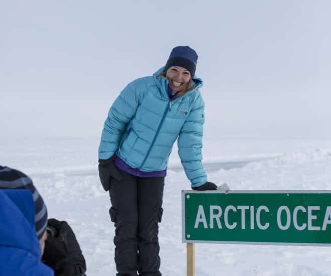 Drive the Ice Road from Inuvik to Tuktoyaktuk ice-road-7