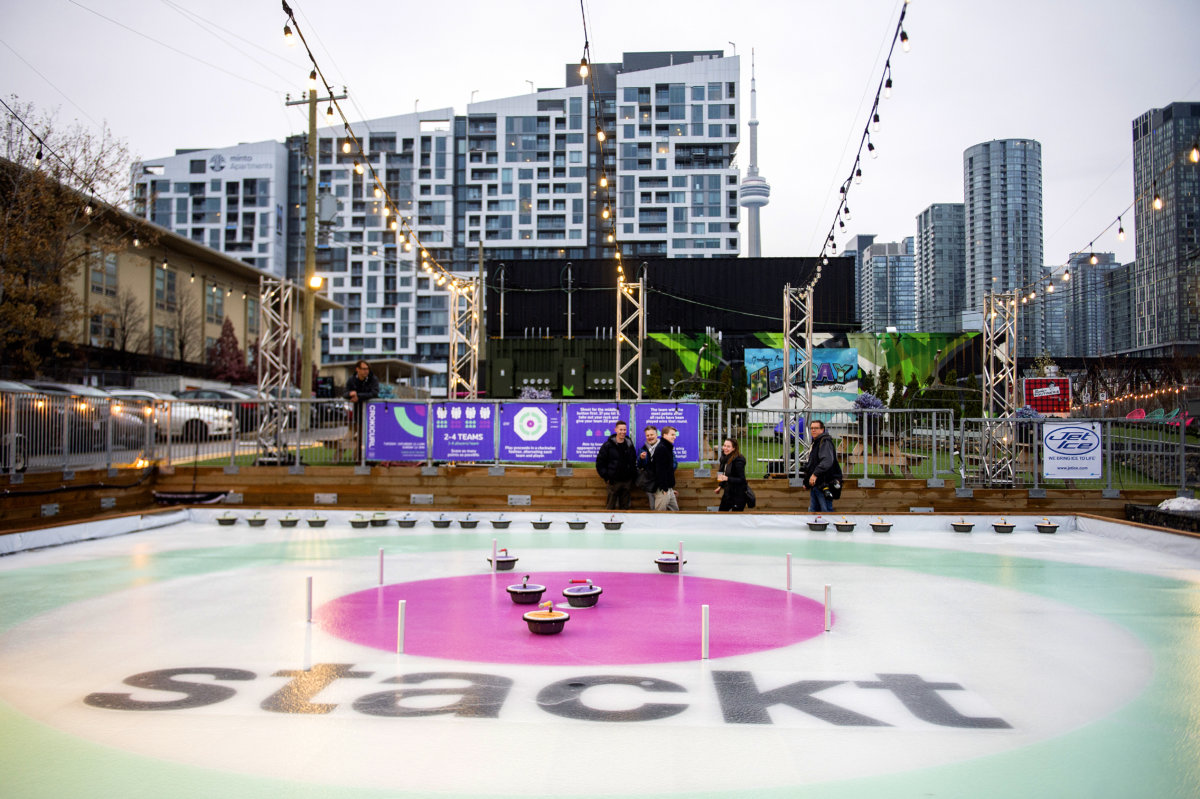 Crokicurl, stackt market, 28 Bathurst St, Toronto