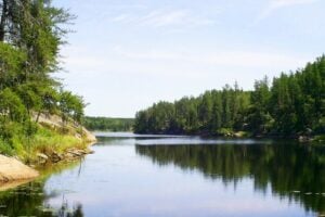 25 Hiking Trails In and Around Winnipeg